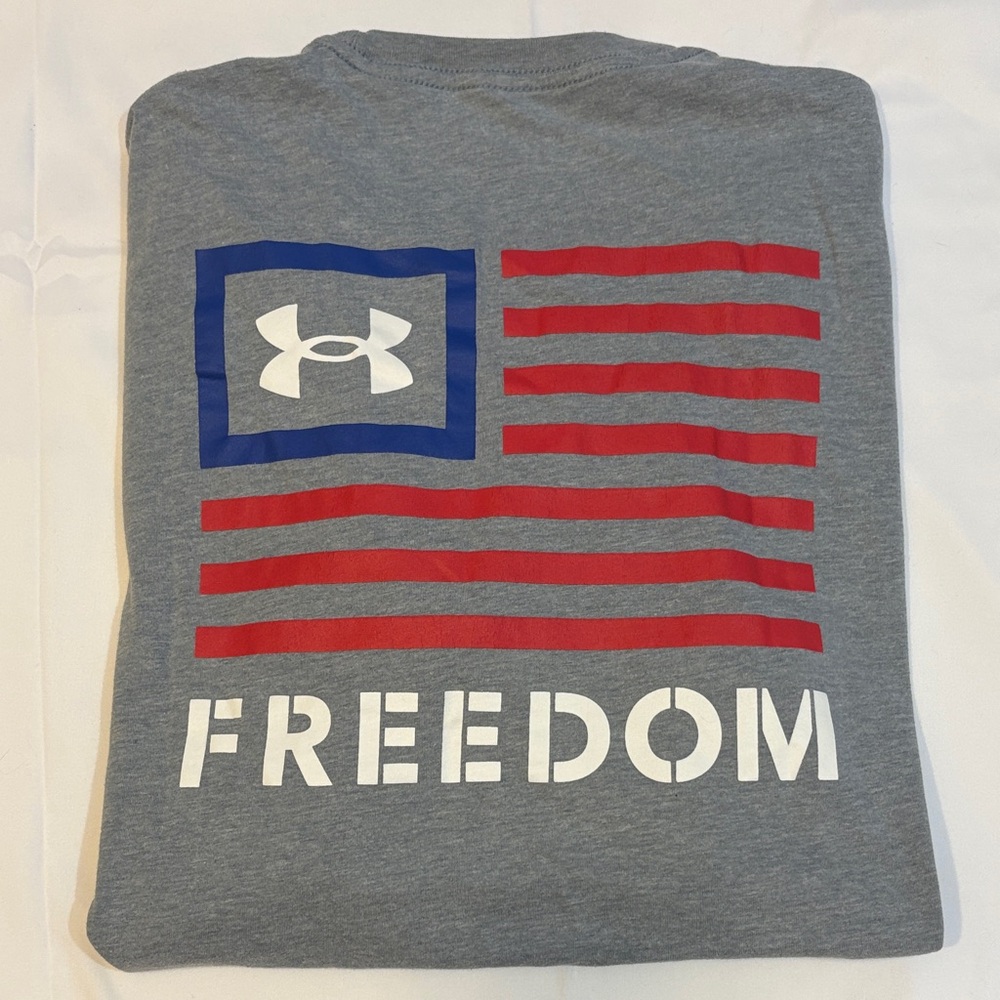 Under Armour Red White and Blue Freedom Flag Graphic Print Tee, Patriotic Men XL